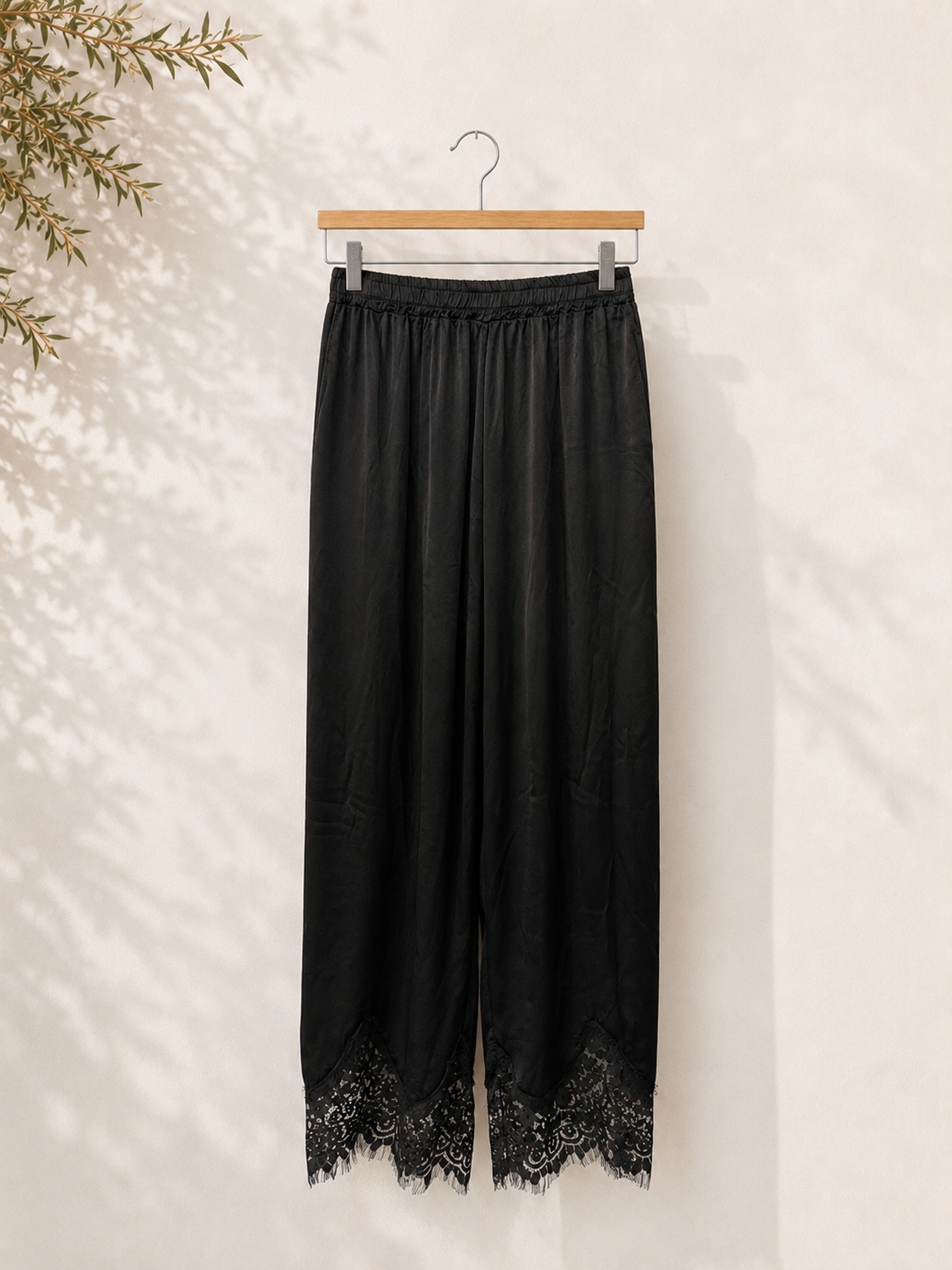 Pantalón Raso Encaje