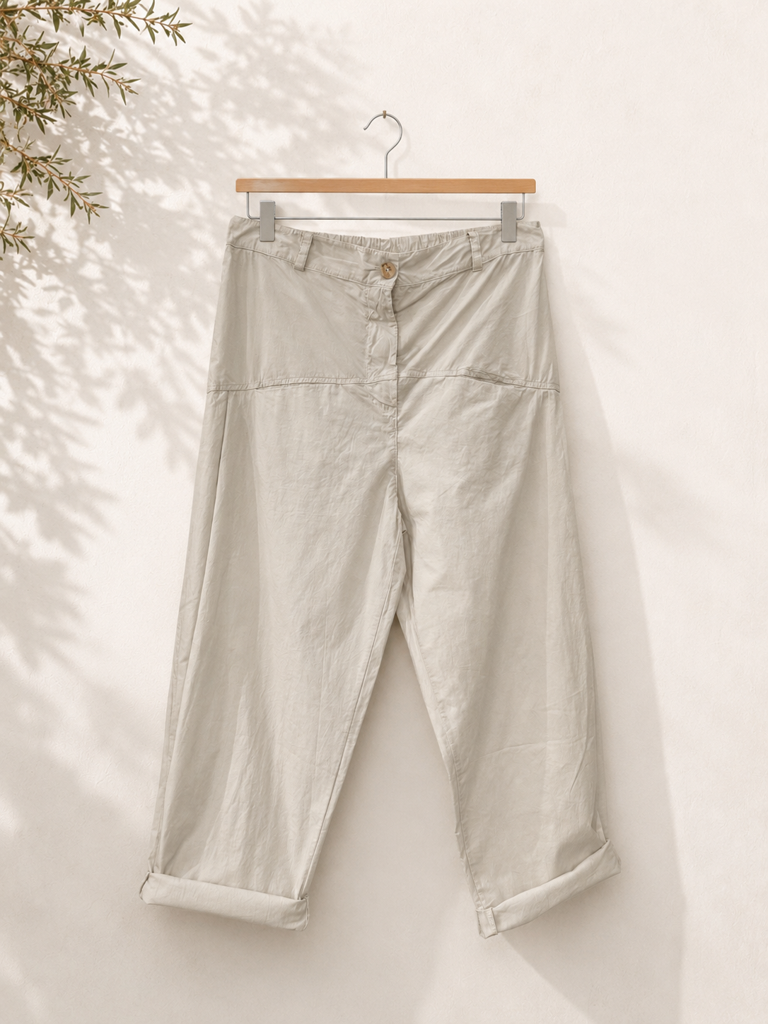 Pantalón recto bolsillos delanteros