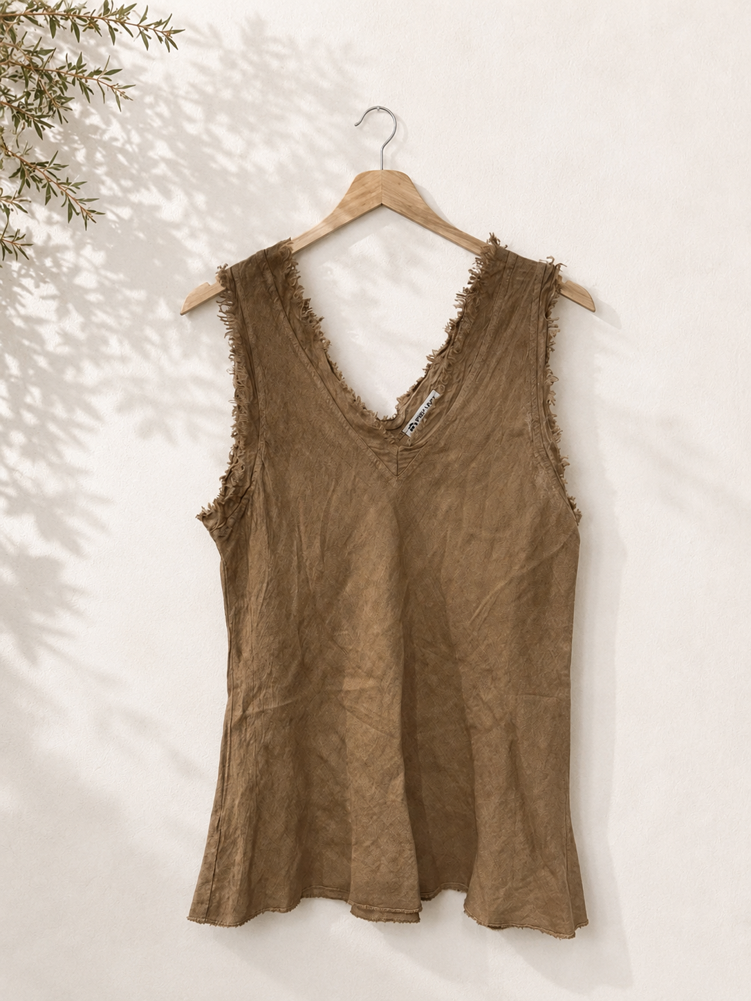 Camiseta tirantes Lino deshilachada