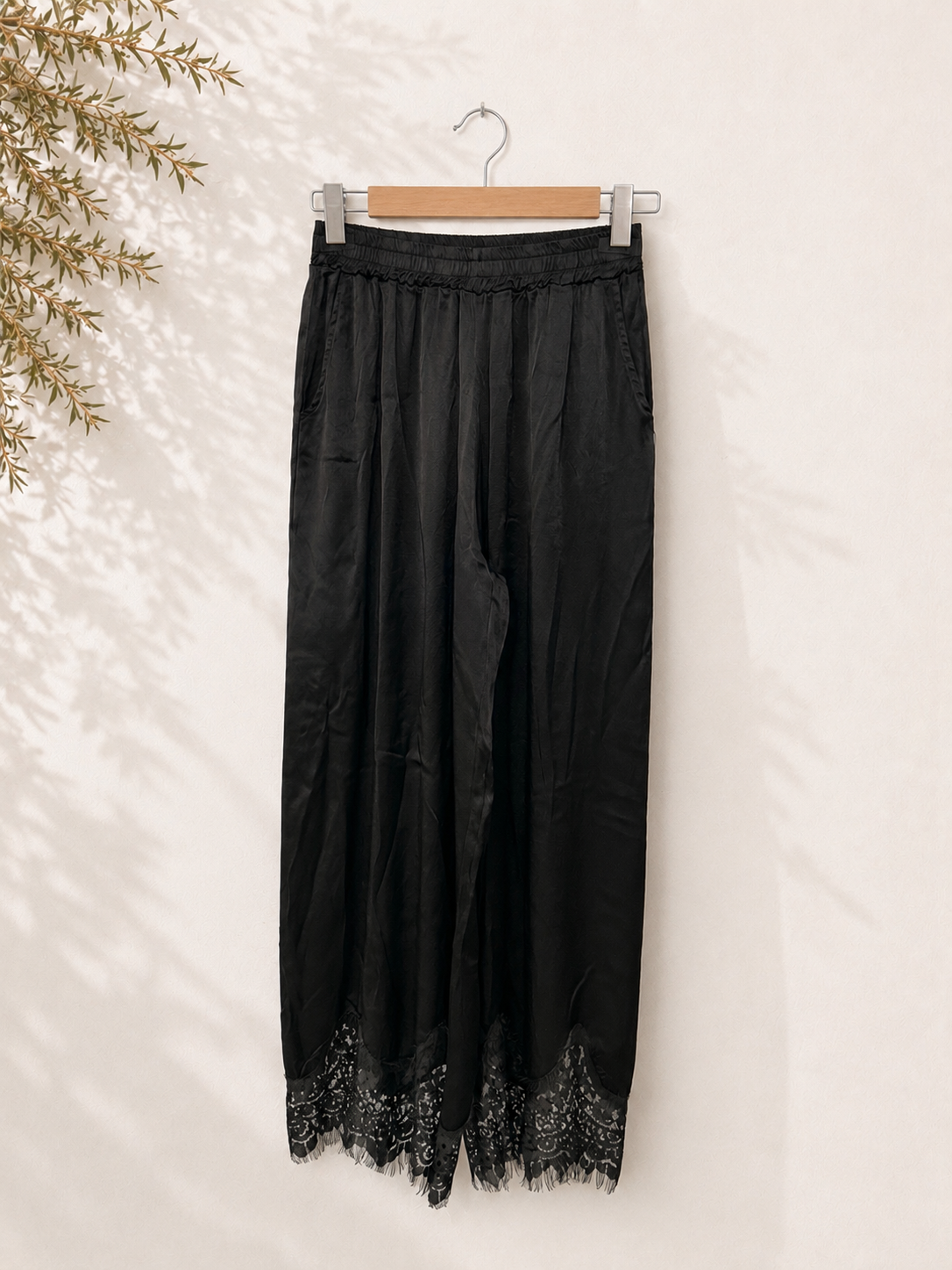 Pantalón Raso Encaje