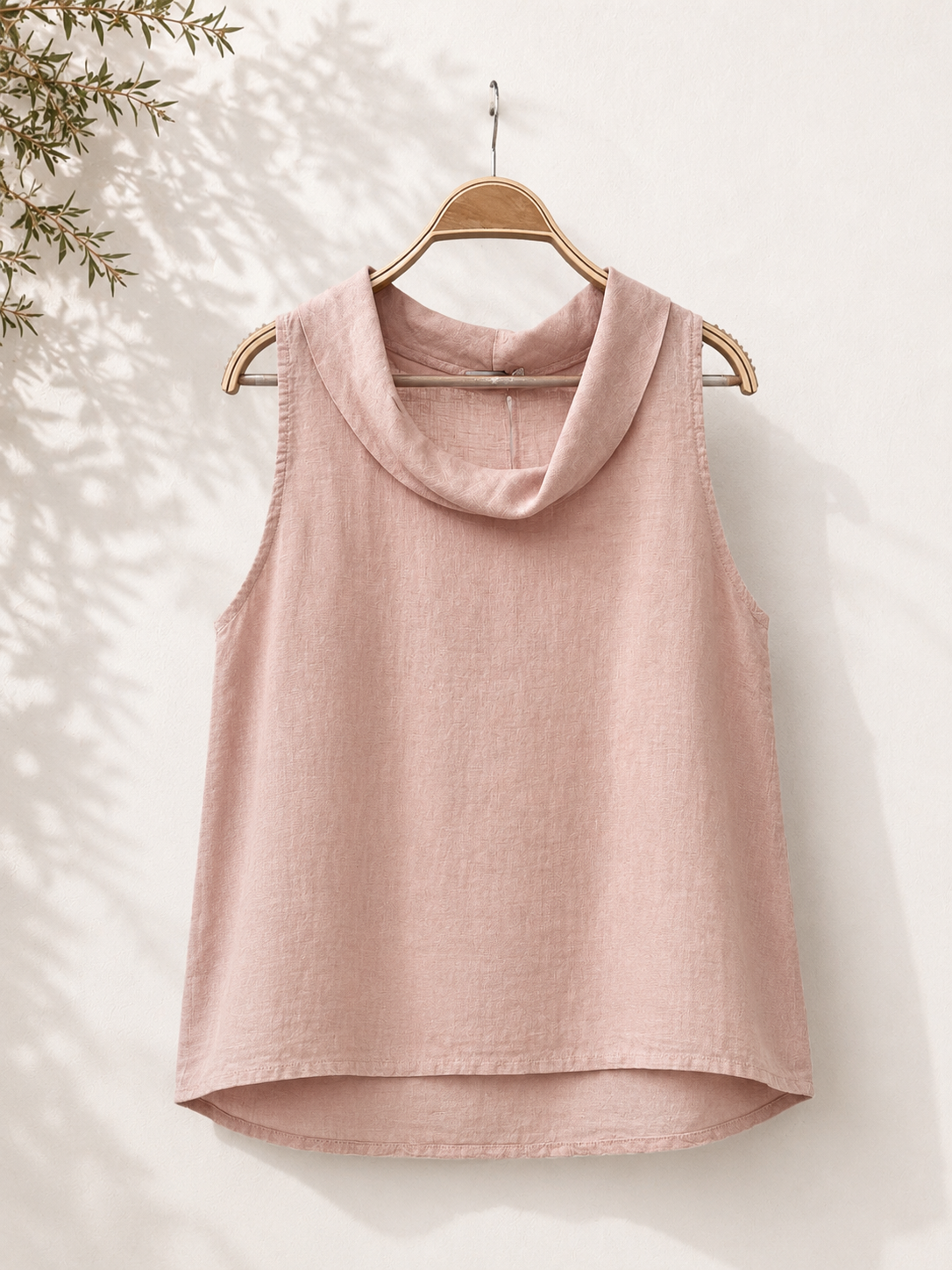 Camiseta tirantes cuello barco