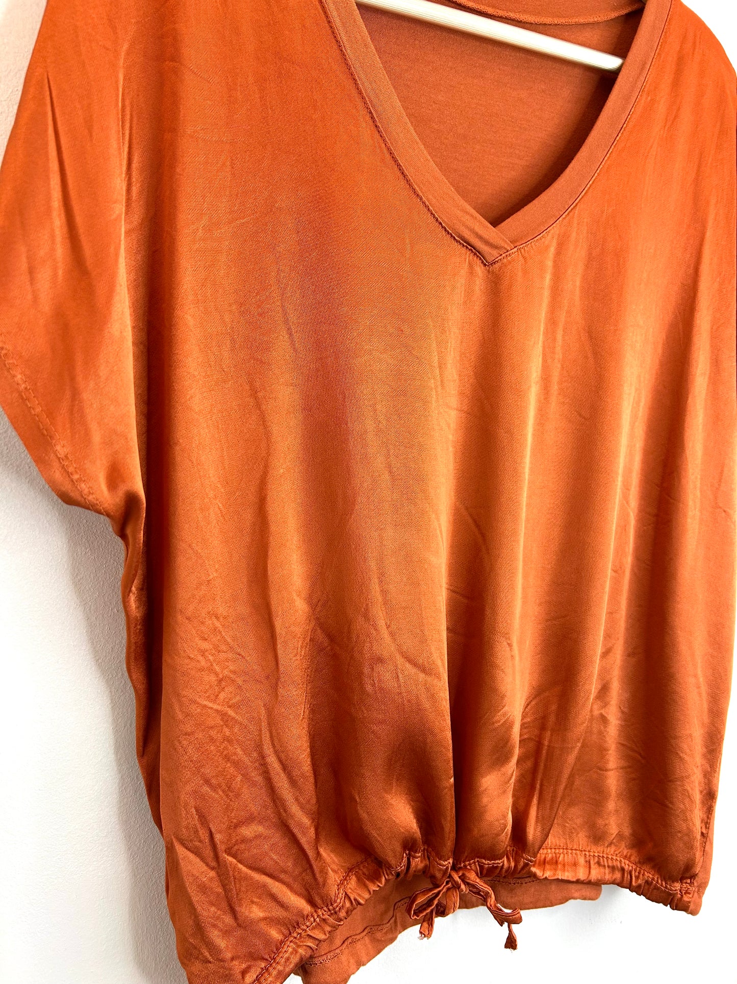 Camiseta Satin Me