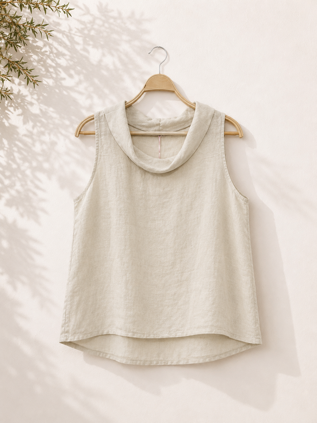 Camiseta tirantes cuello barco