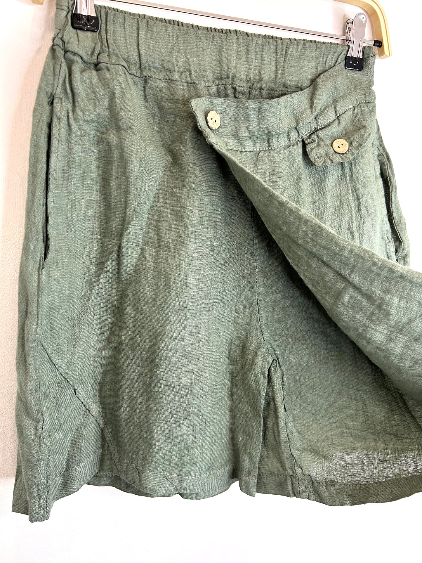 Pantalón bermuda Lino