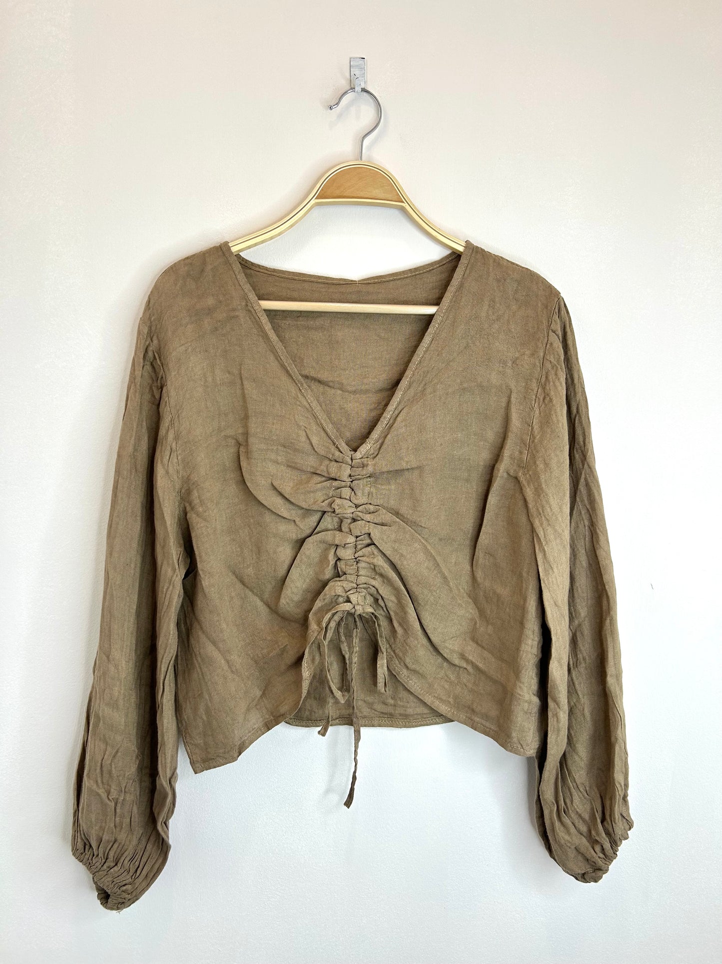 Camiseta fruncida