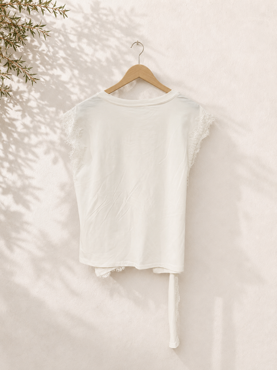 Camiseta blanca esencia