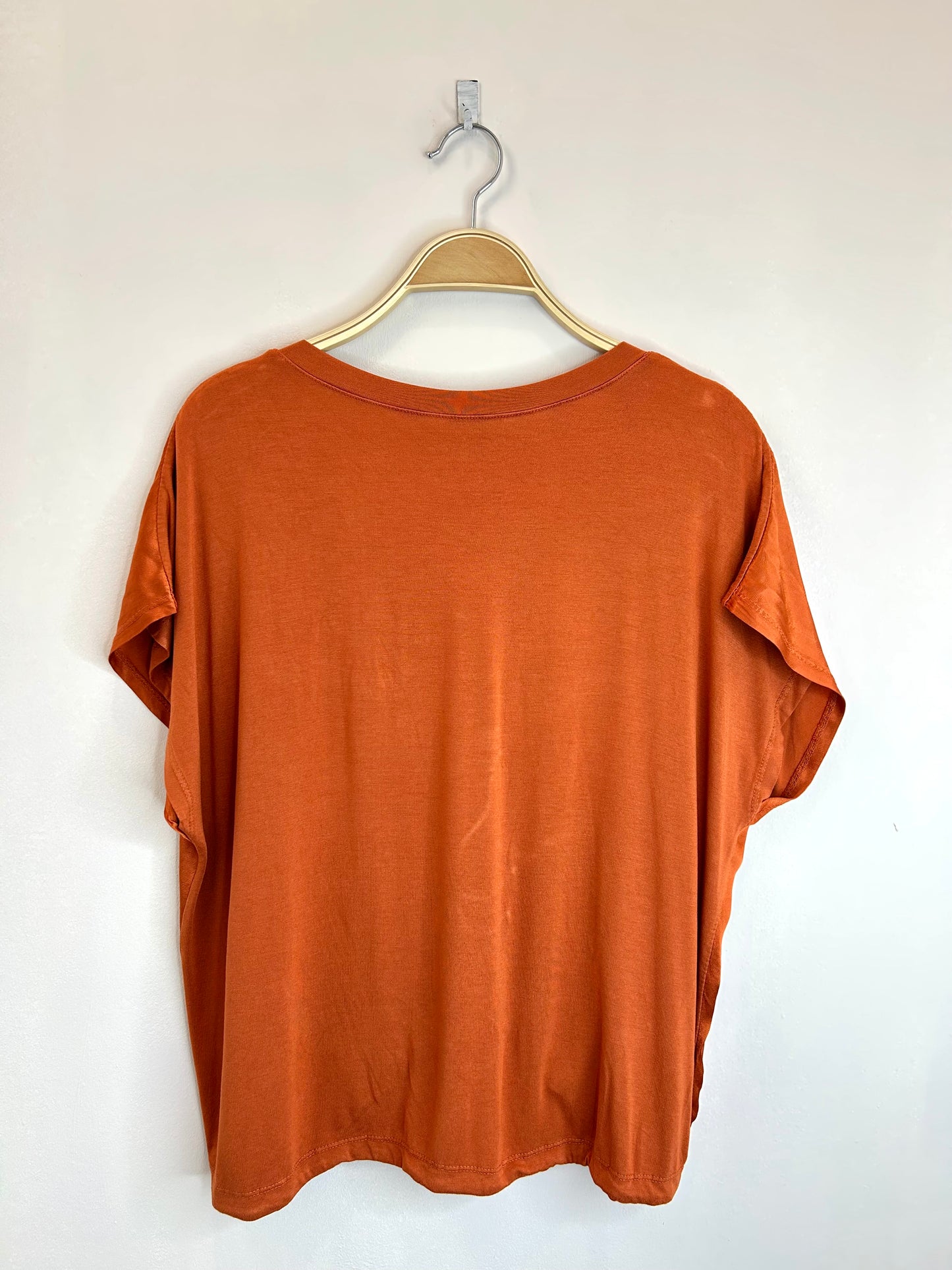Camiseta Satin Me