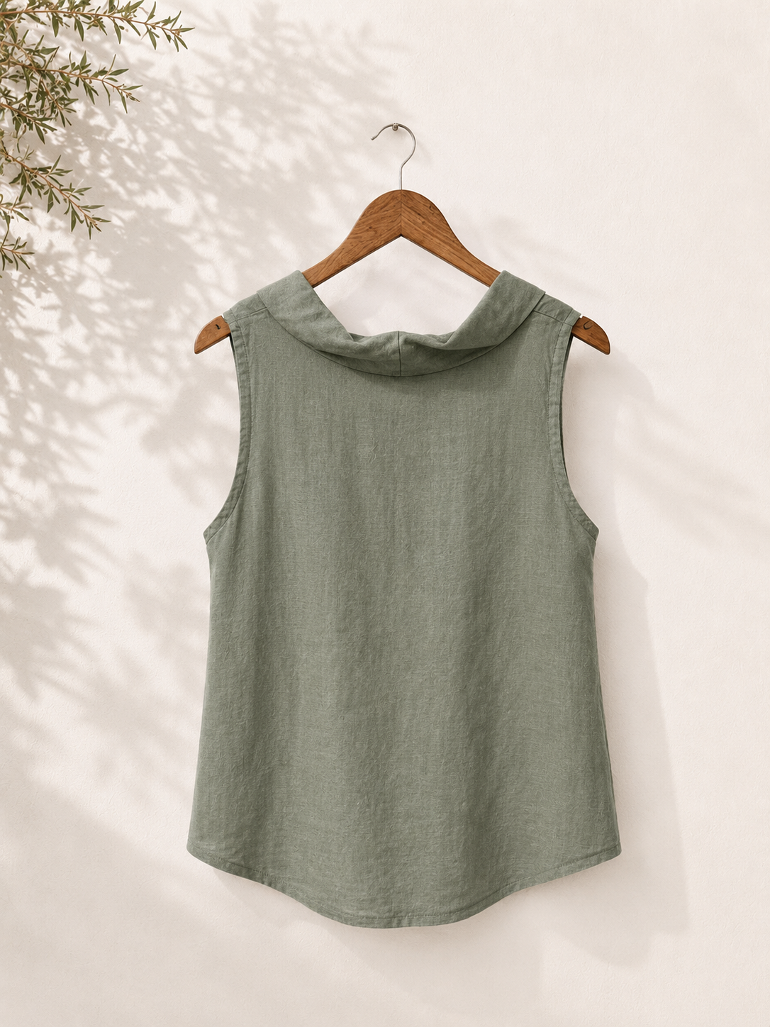 Camiseta tirantes cuello barco