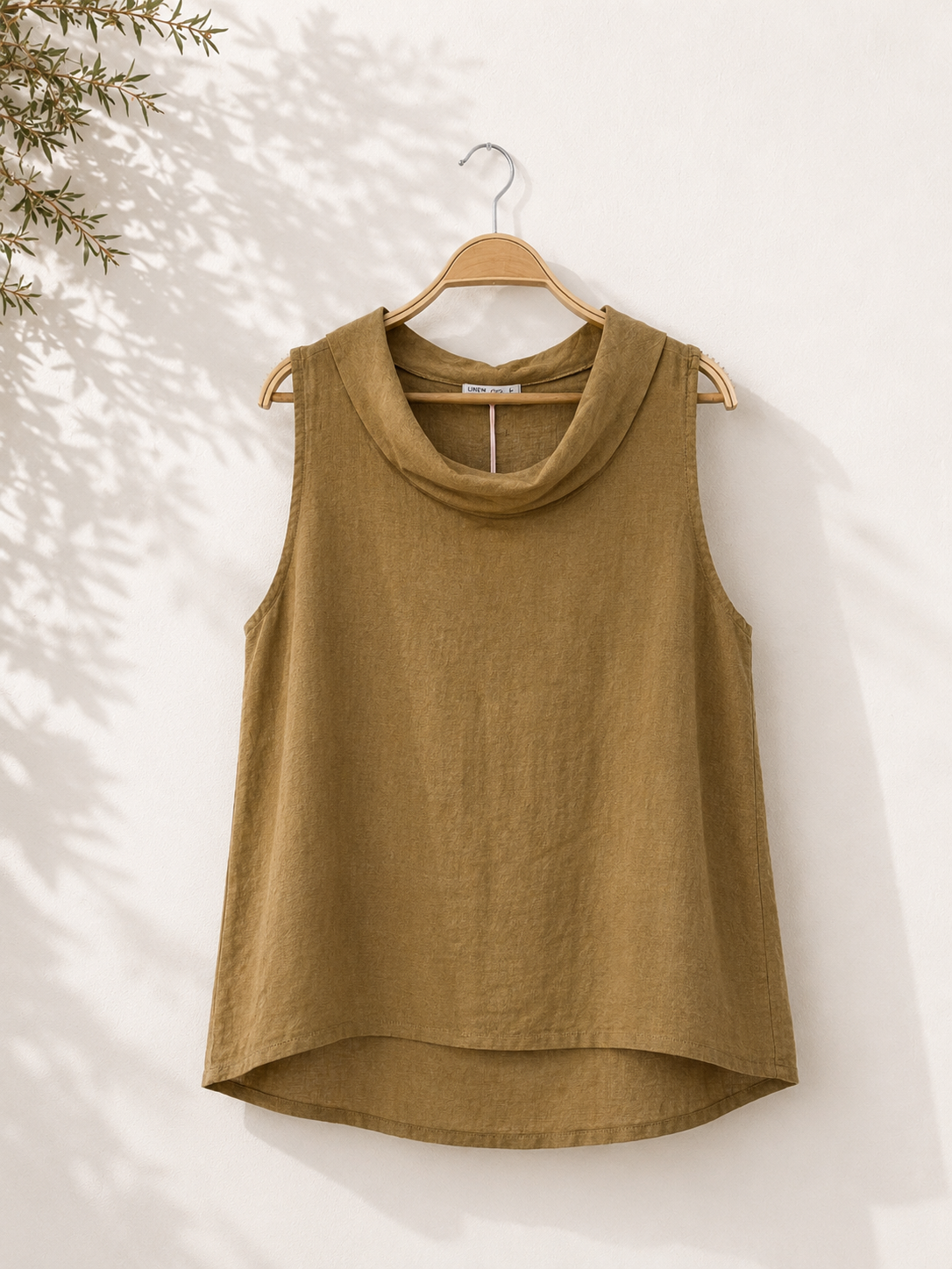 Camiseta tirantes cuello barco
