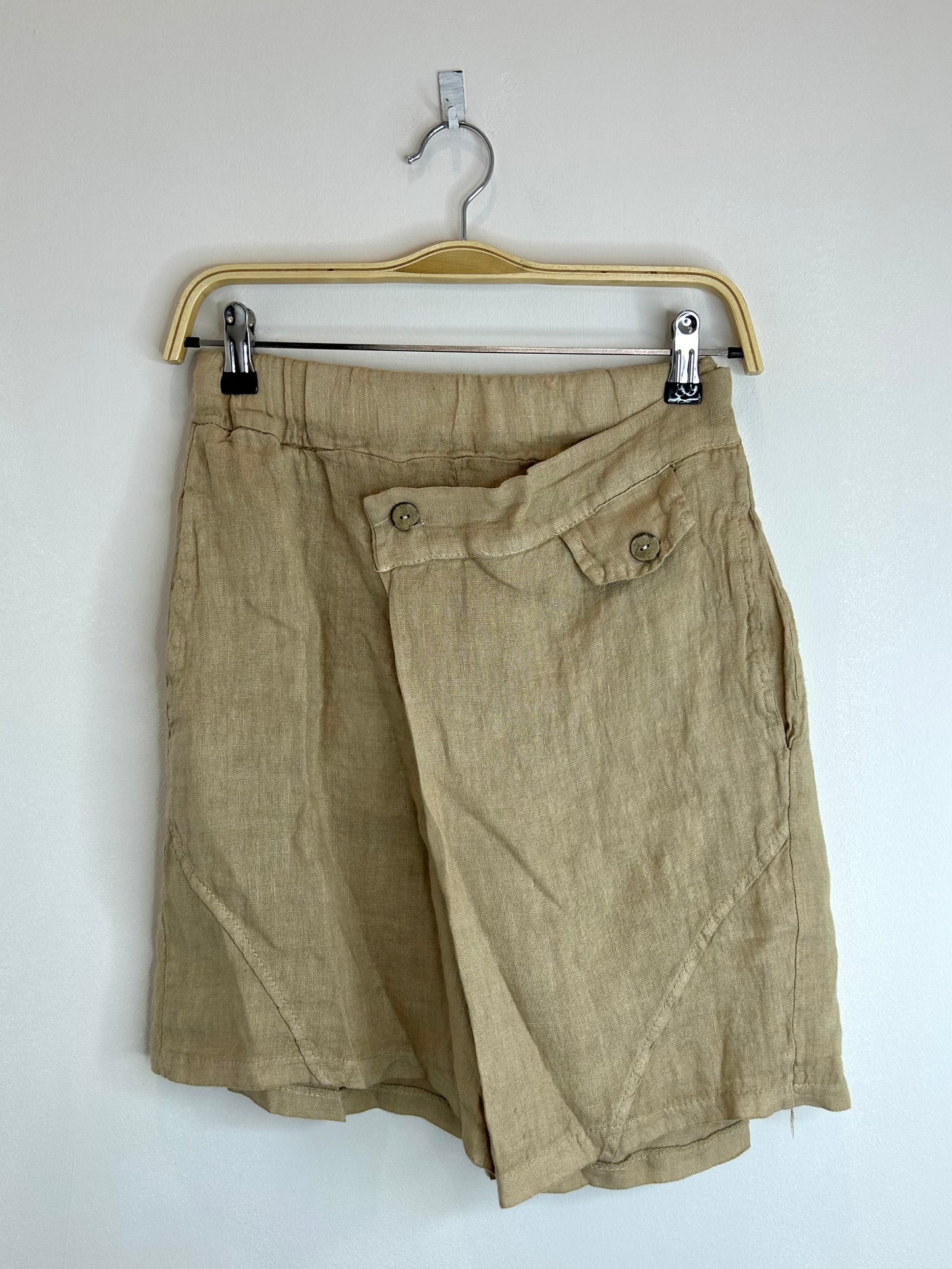 Pantalón bermuda Lino