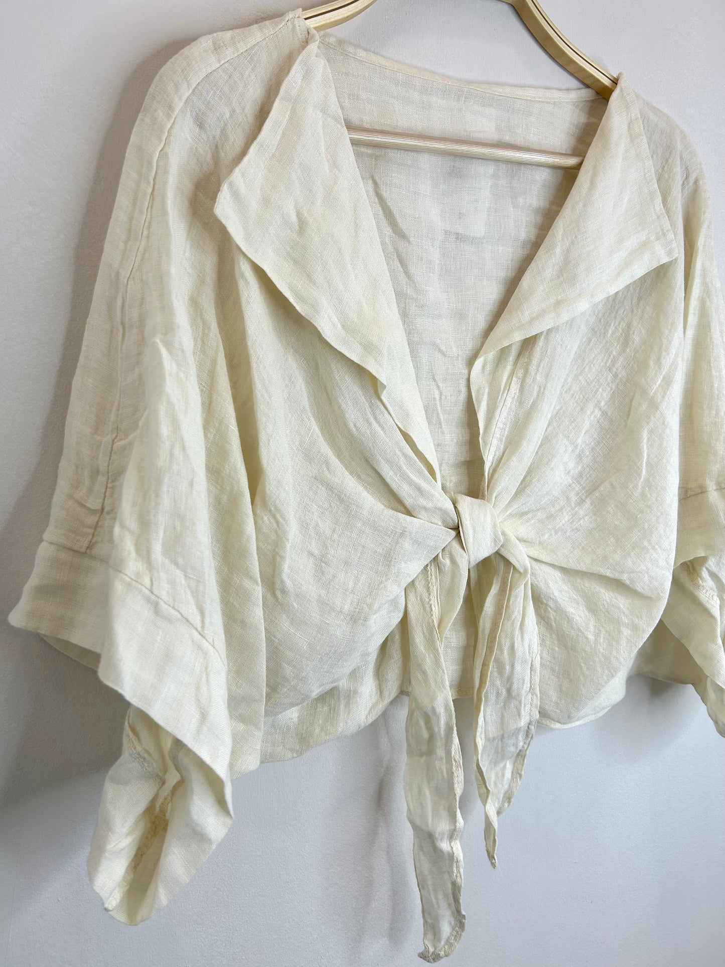 Camisa anudada