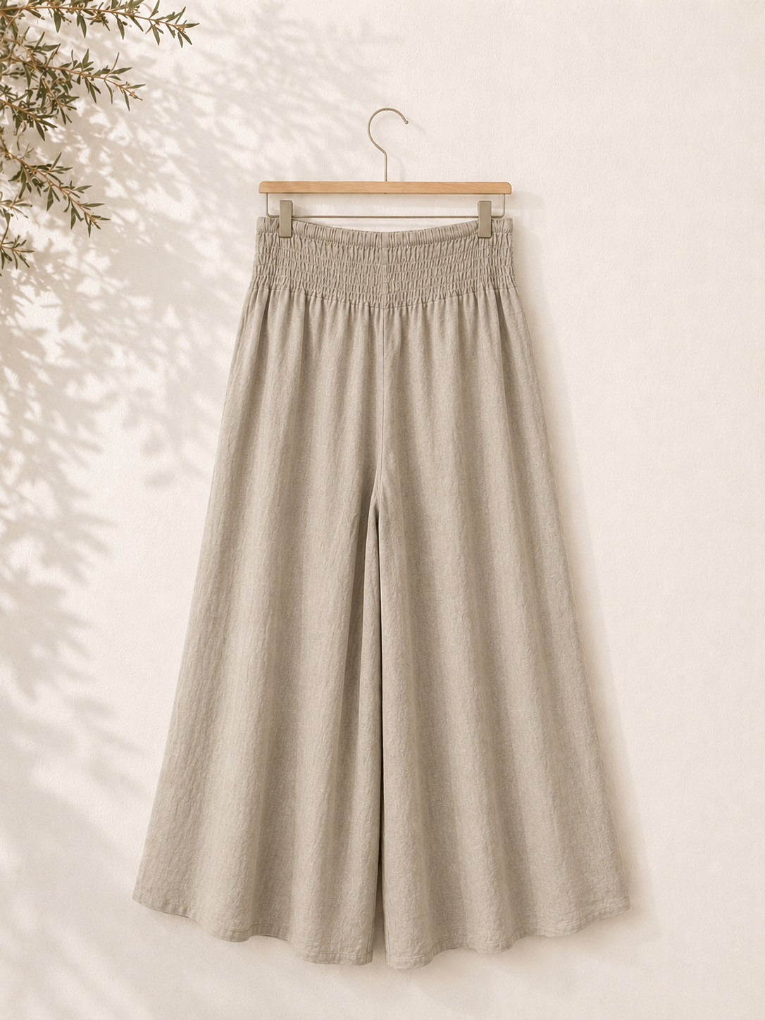 Pantalón elástico acampanado