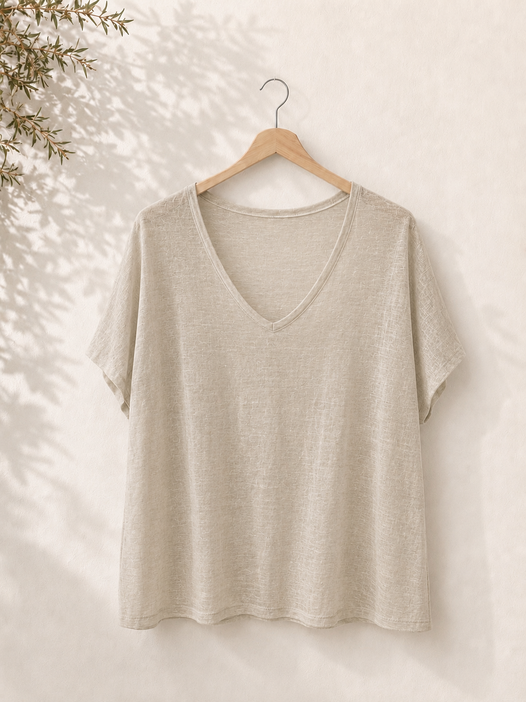 Camiseta cuello pico lino